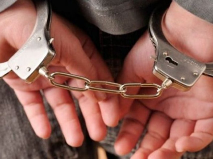 Shkup, arrestohet një person për të cilin kishte urdhër arrest