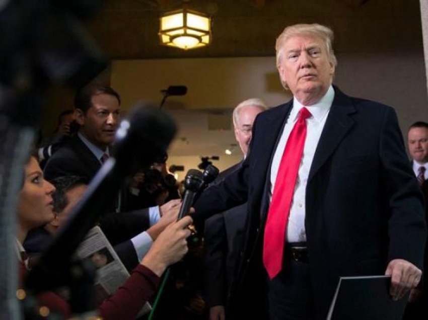Sondazhi i Reuters/ 57% e amerikanëve kërkojnë largimin e menjëhershëm të Presidentit Trump