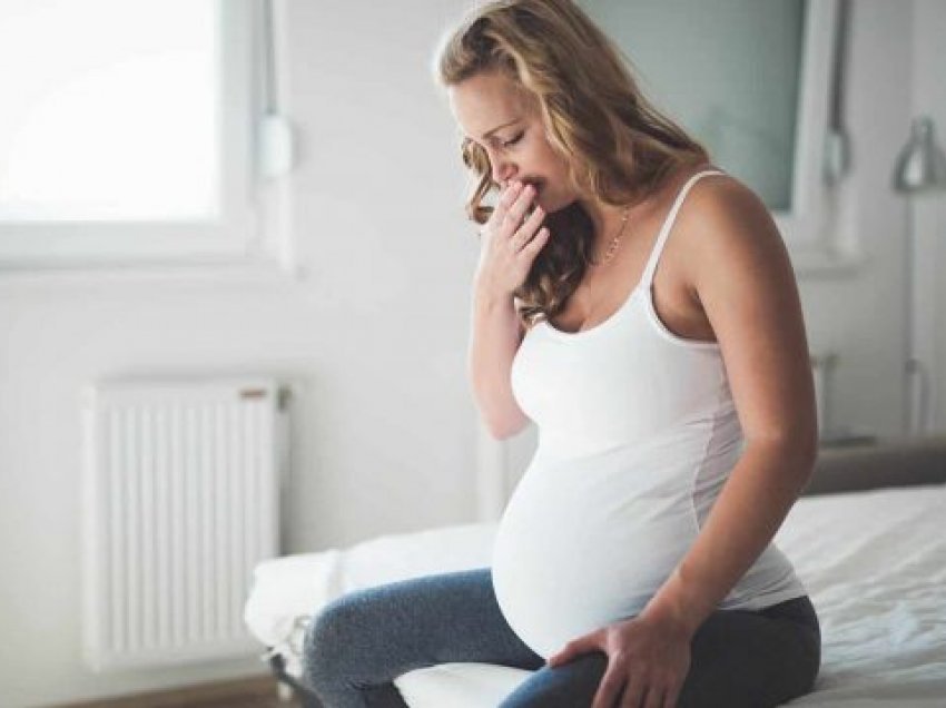 Tre nga komplikimet që mund të shfaqen gjatë shtatzënisë në të 30-tat