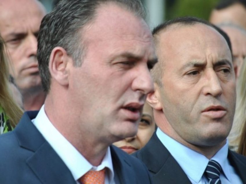 Ramush Haradinaj ia jep edhe një ‘goditje’ Fatmir Limajt në Malishevë