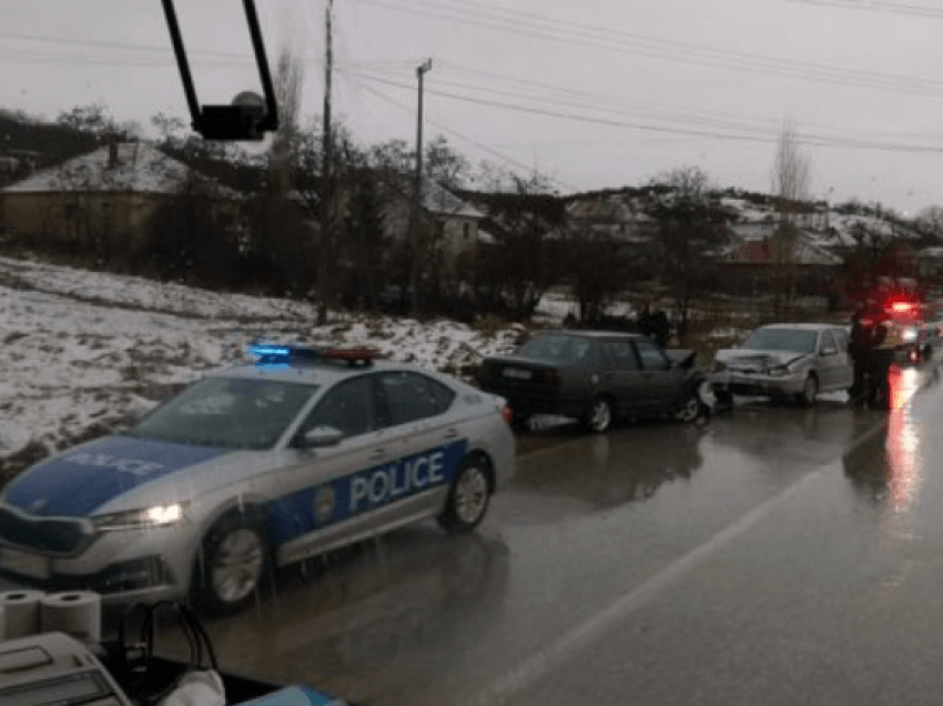 Mëngjesi me aksidente, 2 vetura përplasen ndërmjet vete në Graçanicë