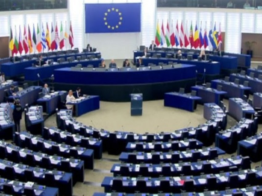 ​Parlamenti Evropian nuk kthehet në Strasburg edhe për disa muaj