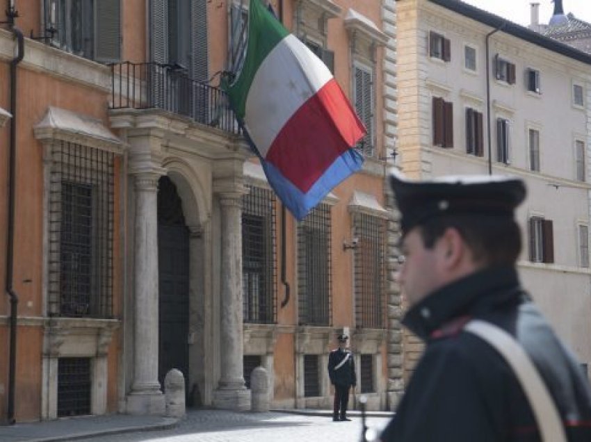 Italia jep 460 euro ndihmë mujore sociale, përfitojnë edhe emigrantët