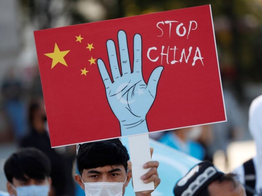 Ligji i ekstradimit me Kinën alarmon refugjatët ujgurë në Turqi 