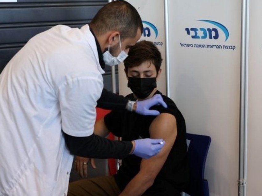 Izraeli vaksinon kundër koronavirusit studentët përpara provimeve