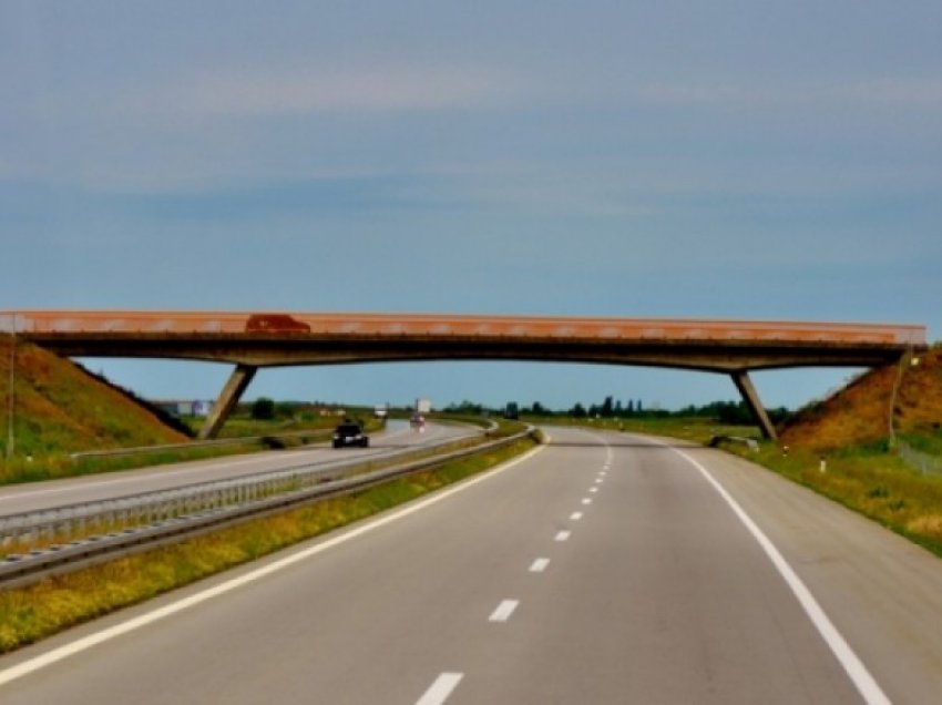 Maqedoni, “Behtel-Enka” do të ndërtojë autostrada pa tender