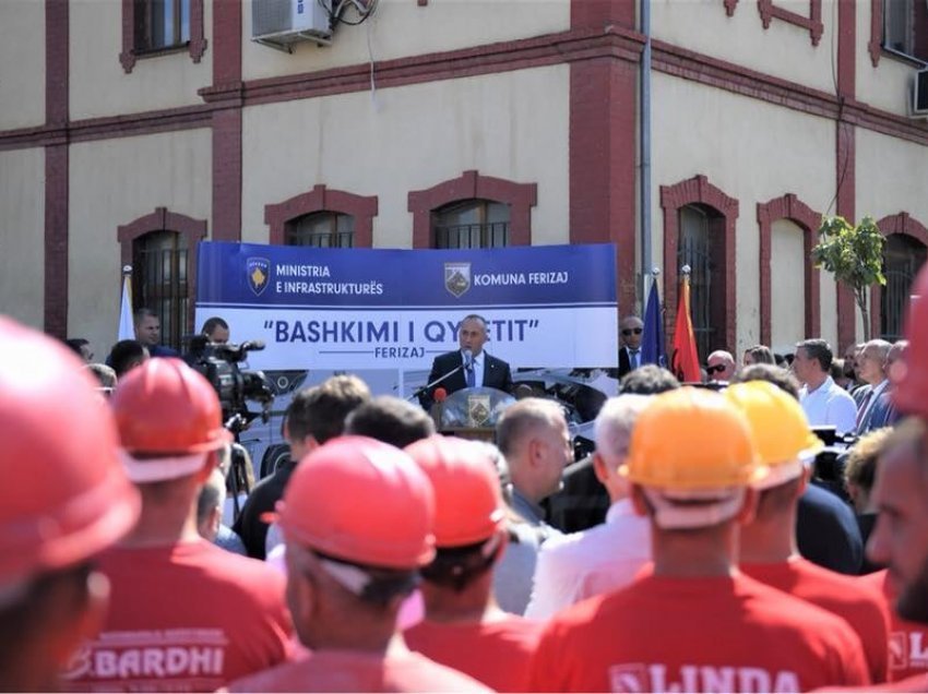 Haradinaj ia merr meritat Aliut për projektin që bashkoi Ferizajn