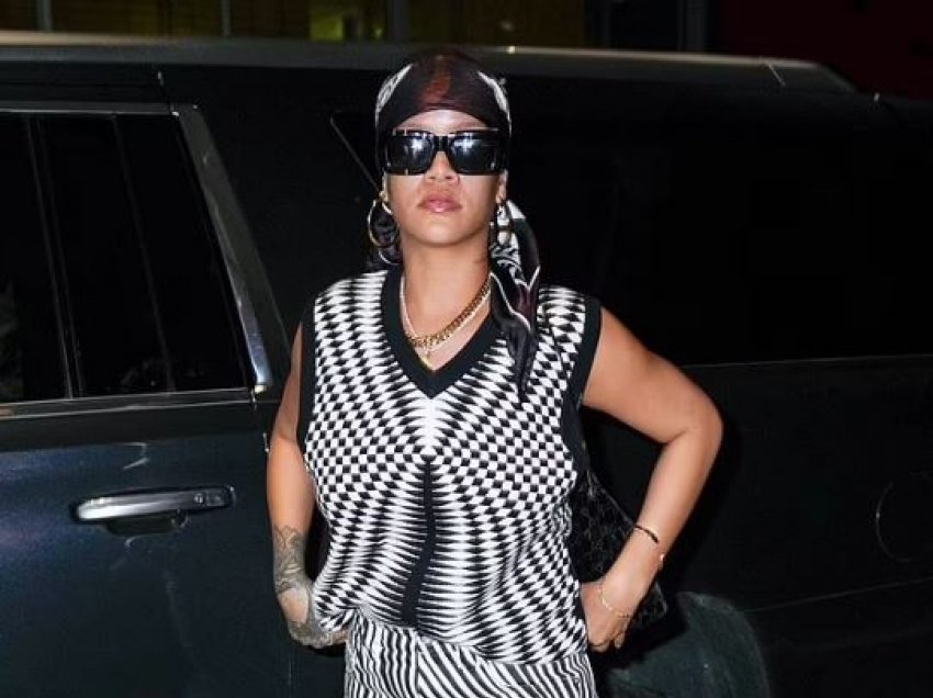Rihanna përplot stil në New York