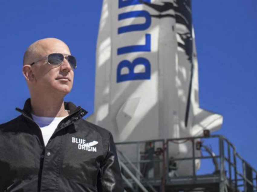 Në hapësirë me Jeff Bezos po shkon një 18-vjeçar