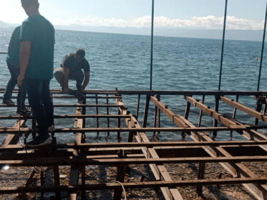 Rrënimin e objekteve pa leje në Maqedoni e mbështet BE