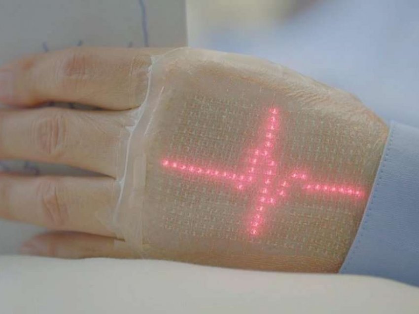 Krijohet “lëkura elektronike”, monitoron ndryshimet në shëndet