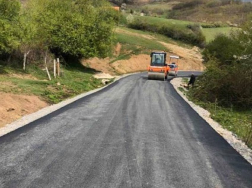 Përurohet rruga e asfaltuar në fshatin Kovaqicë të Shalës së Bajgorës