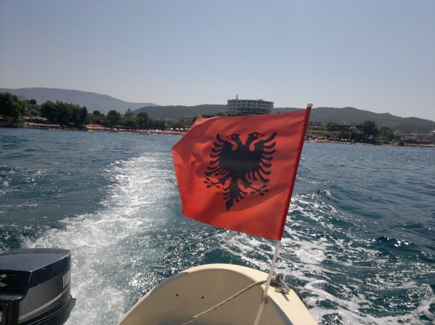 Shqipëria kërkon 500 milionë euro borxh