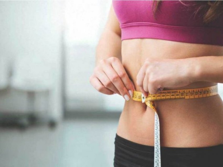 Tre mënyra për ta bërë më të lehtë udhëtimin tuaj për humbjen e peshës