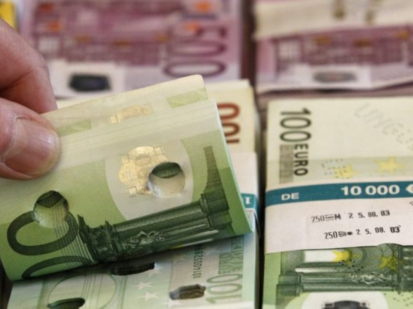 Maqedonia merr borxh të ri 700 milion euro, që të kthejë 500 milionë nga borxhi i vjetër