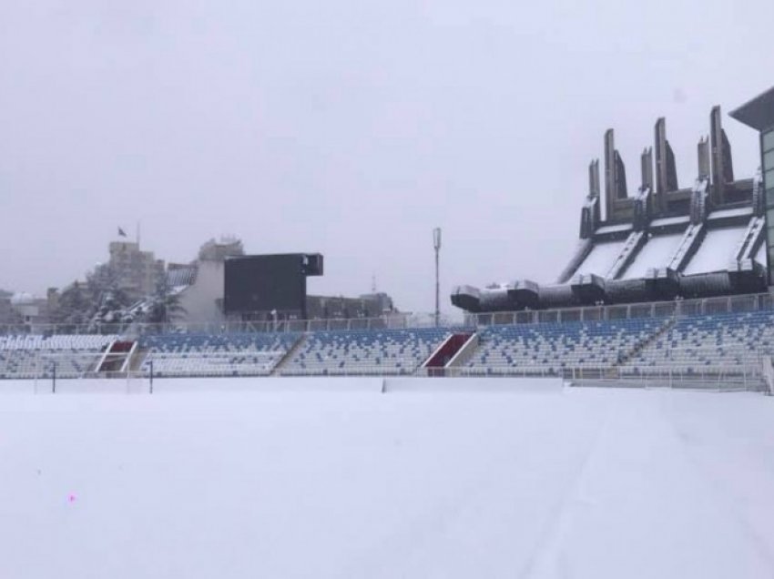 Nuk shtyhen ndeshjet në Kosovë përkundër borës