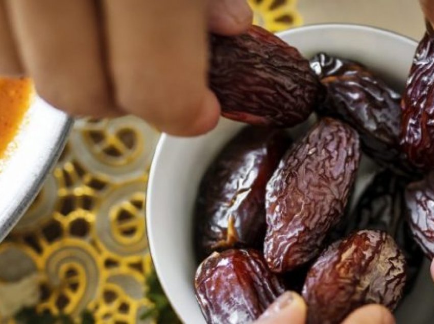 Përgatiteni trupin tuaj për Ramazan me ushqim të shëndetshëm