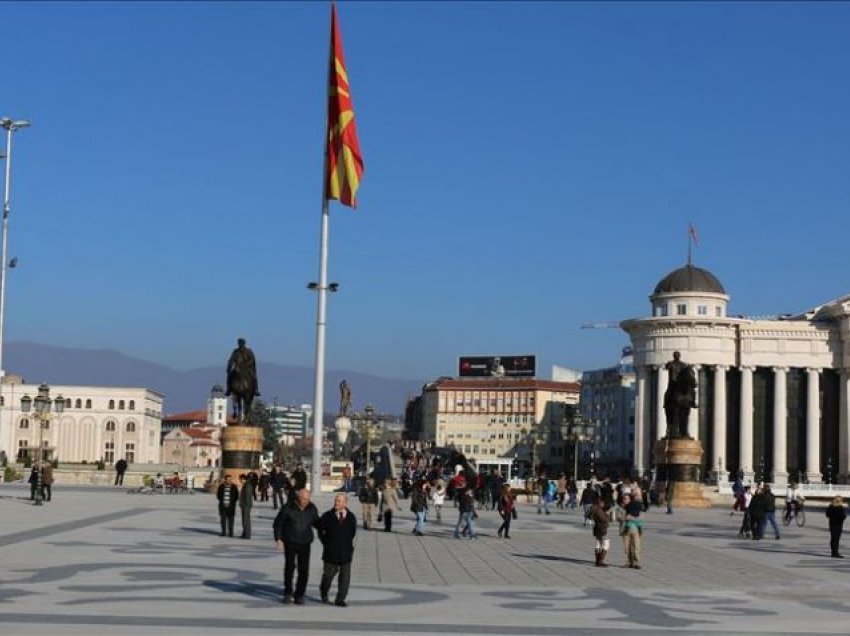 Maqedoni: 16 mijë punëtorë pa paga, 7 mijë në pushim të detyruar