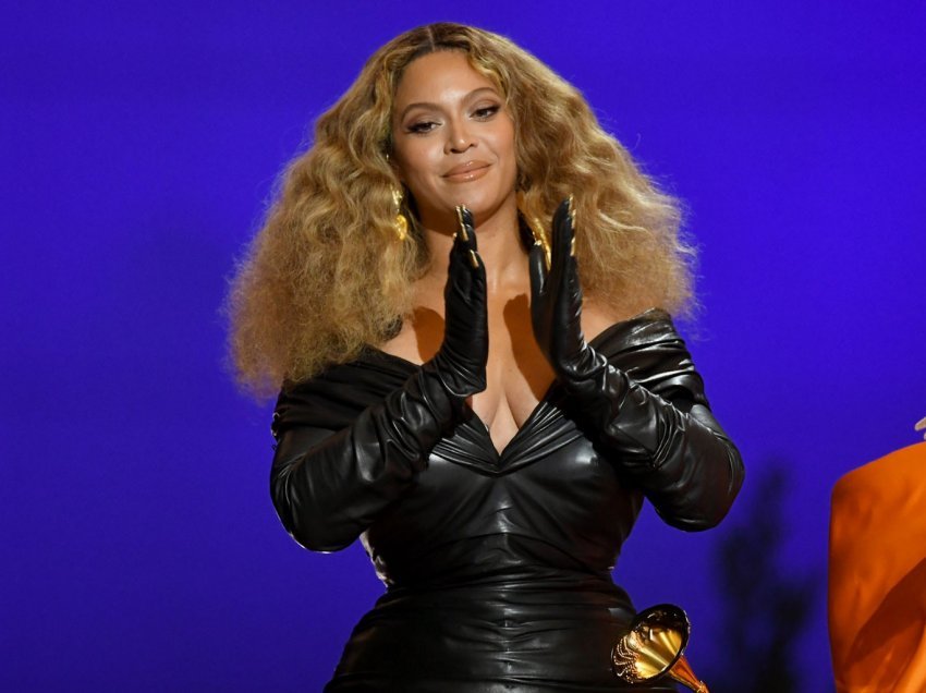 Beyonces i vidhen gjëra në vlerë prej 1 milion dollarësh