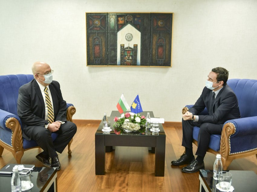 Kryeministri Kurti takon ambasadorin e Bullgarisë, Hristo Gudjev