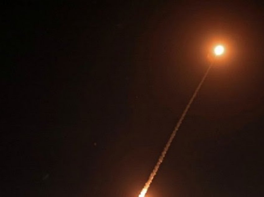 Pas Palestinës dhe Libanit, militantët e një tjetër vendi hedhin raketa drejt Izraelit