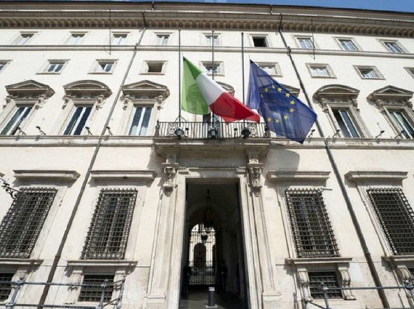 Njoftim me rëndësi për emigrantët në pritje të marrjes së dokumentave në Itali