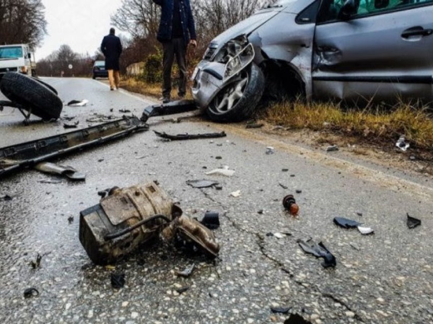 Policia jep detaje rreth aksidentit në rrugën Prishtinë-Podujevë