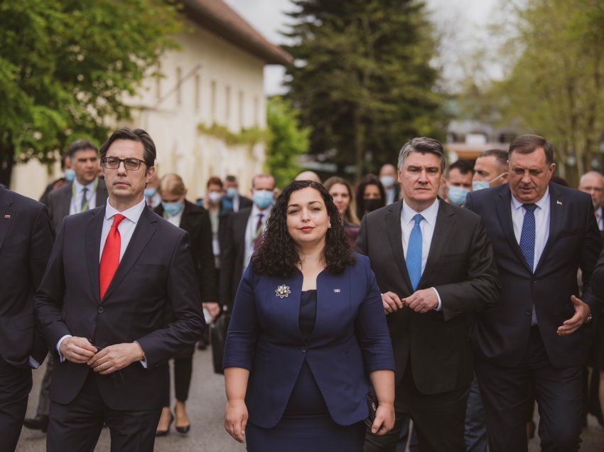 “Vuçiqit i hasi sharra në gozhdë”, kjo i ndodhi me Vjosa Osmanin në Slloveni – ja paralajmërimi për presidenten
