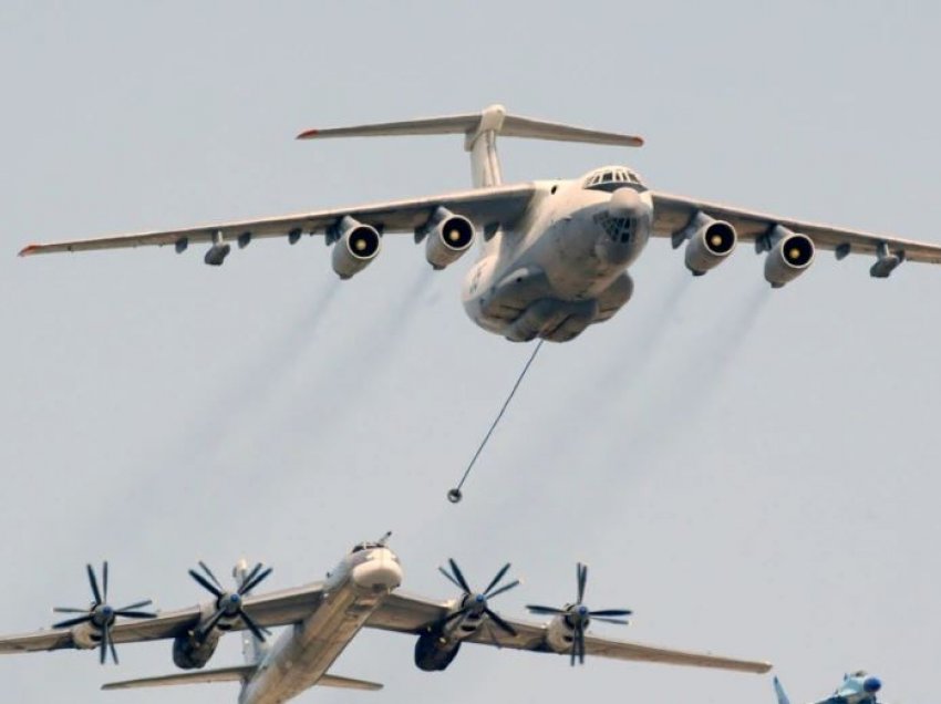 Rusia dislokon tre avione bombardues me aftësi bërthamore në Siri