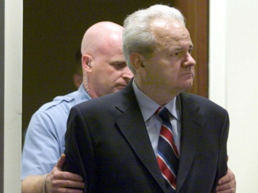 ​Dita kur gjykata konfirmoi padinë kundër Slobodan Milosheviqit