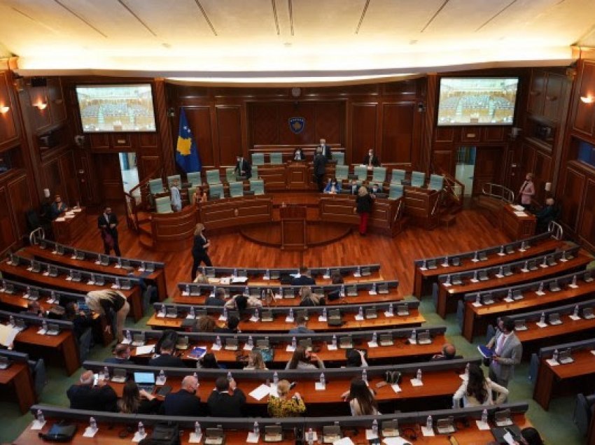 ​Kuvendi në pauzë pas debatit për AKP-në