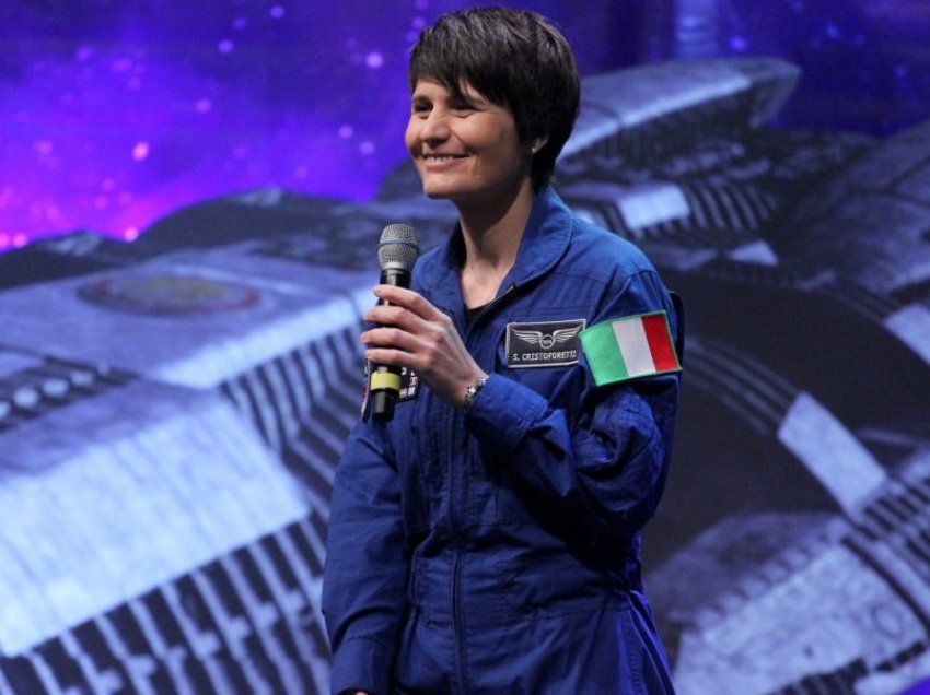 Astronautja italiane është gruaja e parë që komandon Stacionin Hapësinor Ndërkombëtar