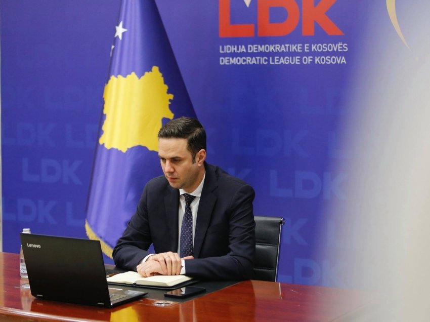 Historiani i njohur: LDK-ja, si parti e djathtë, ka barrën e opozitarizmit të dyfishtë
