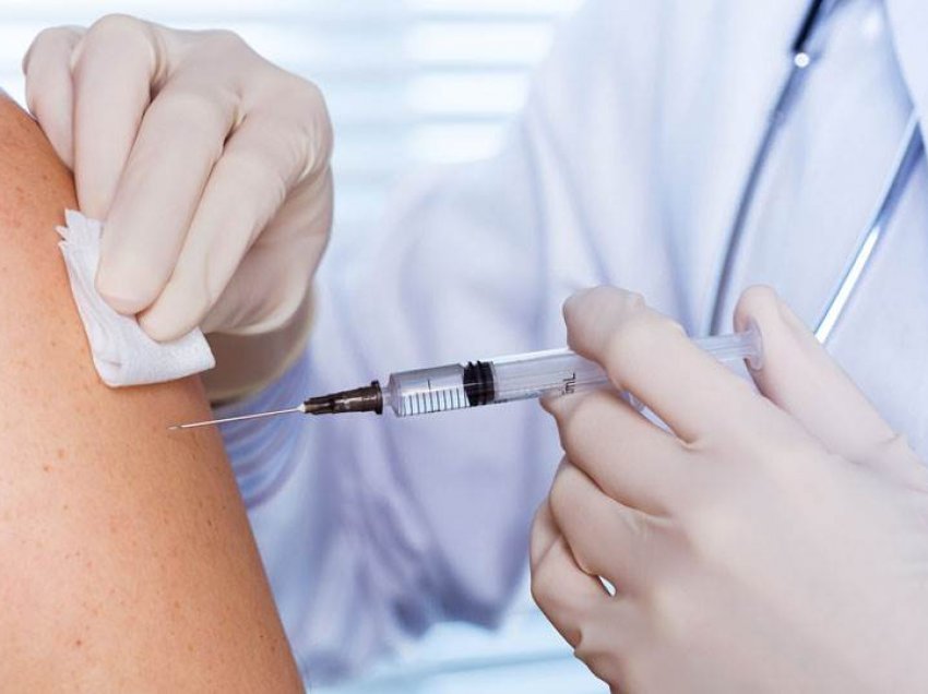 Ministria e Shëndetësisë: Deri më sot vaksinën kundër COVID-19 e kanë marrë mbi 64 mijë persona