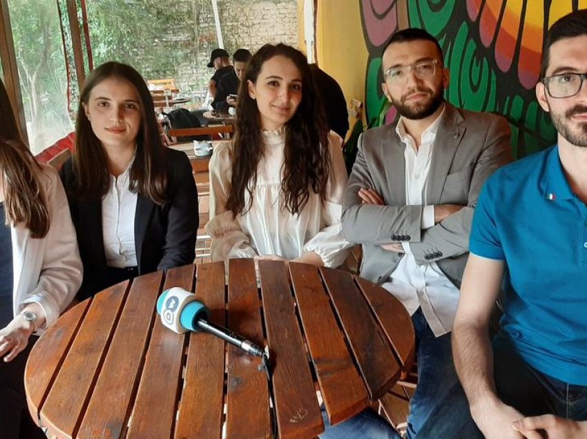 Vettingu nën lupën e juristëve të rinj në Shqipëri