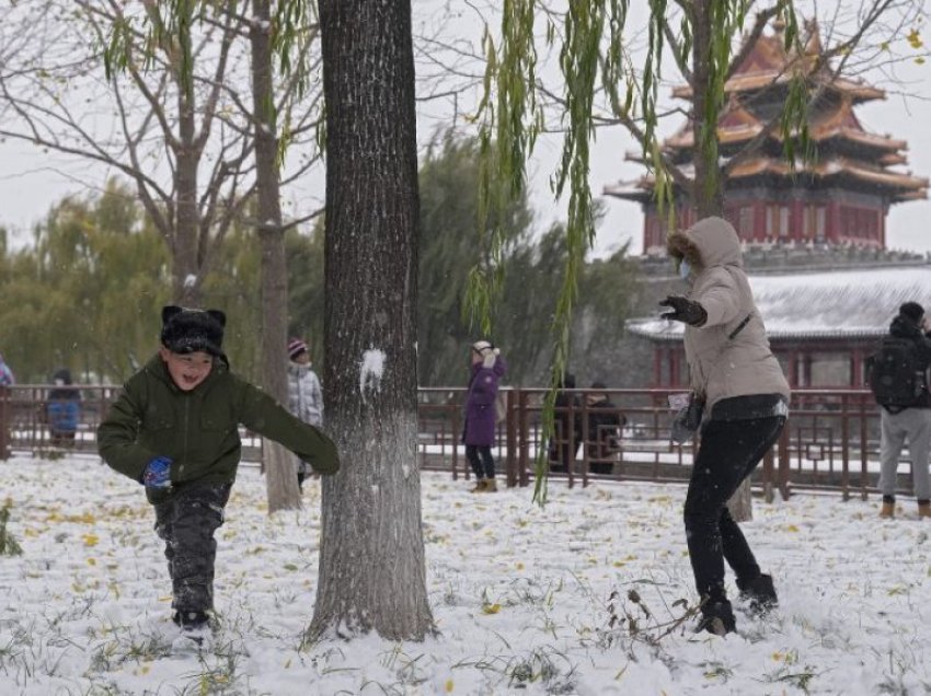 Bora e parë mbuloi Pekinin dhe Kinën Veriore