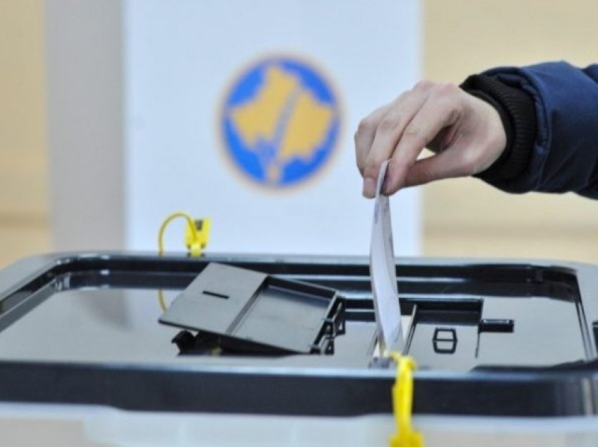 Fluks i vogël i votuesve në qendrën më të madhe të votimit në Rahovec