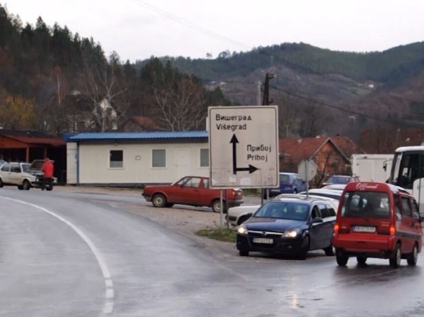 Pse Bosnja nuk e ka zgjidhur çështjen e kufijve me fqinjët?