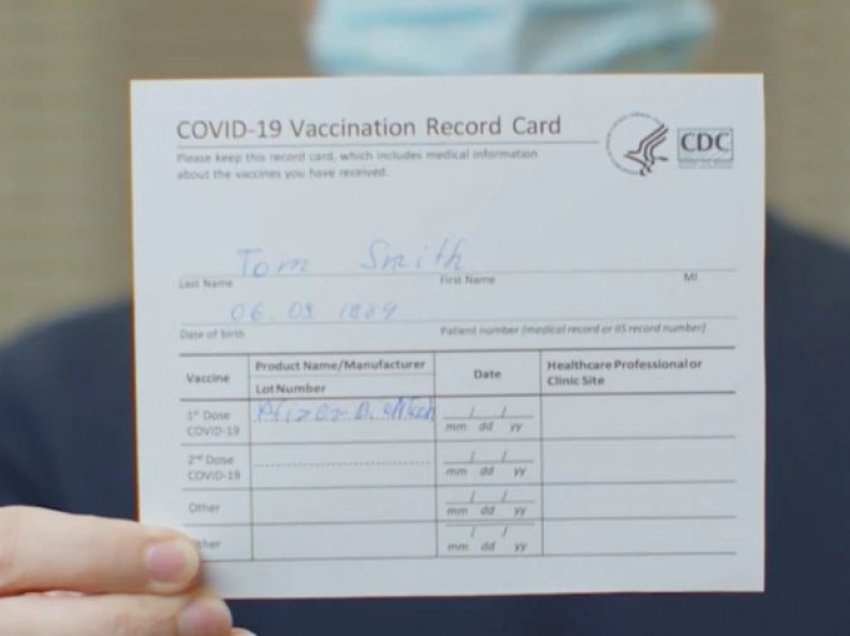 SHBA, 200 dollarë për një kartelë false vaksinimi