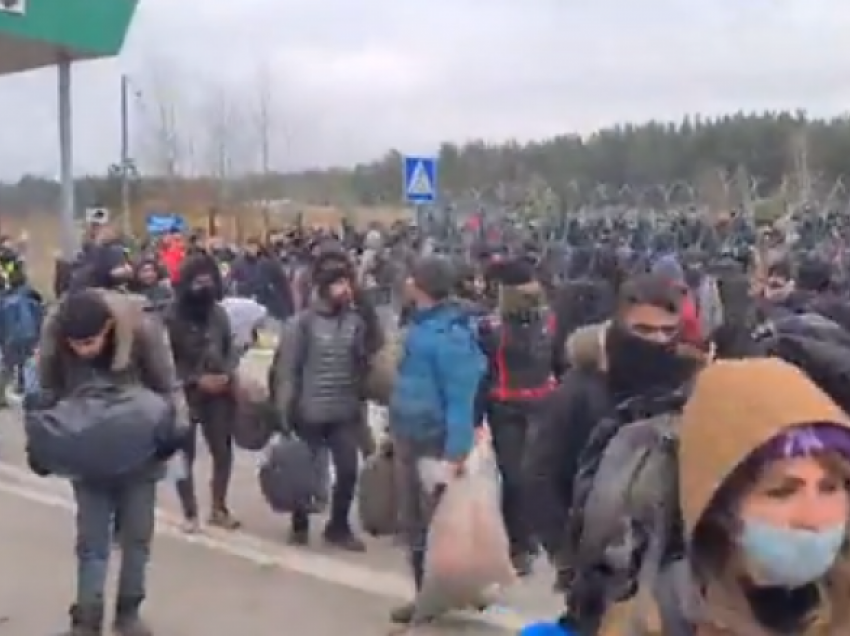Mijëra emigrantë tentuan të hyjnë sërish në Poloni, reaguan forcat speciale