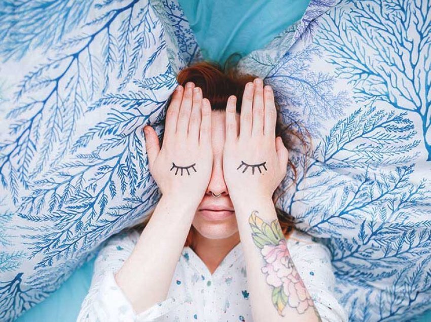 Në gjumë brenda 30 sekondave – Ja si mund ta trajnoi trurin të flini shpejtë