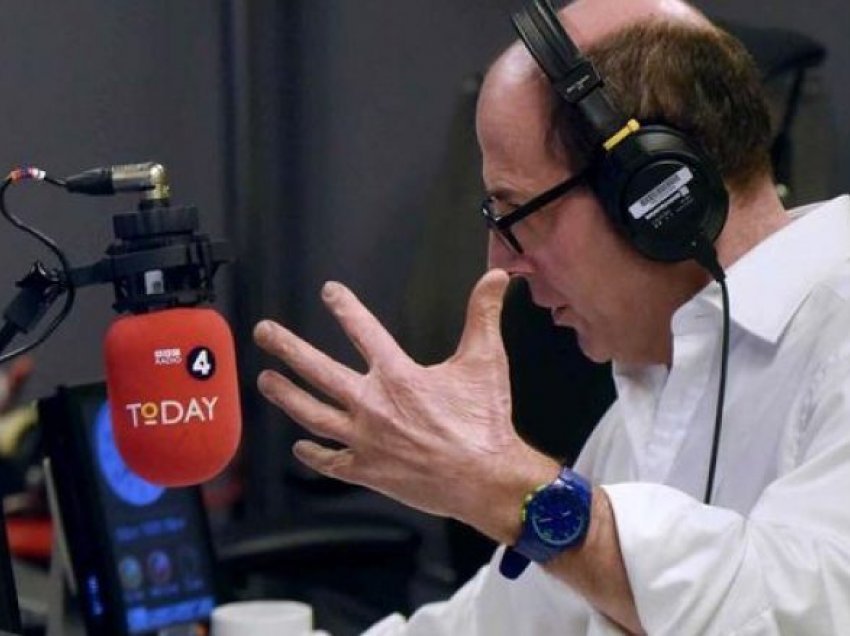 “Ju lutemi dilni nga ndërtesa”: Ndërpritet transmetimi për disa minuta, pas alarmit në Radio 4 të BBC-së