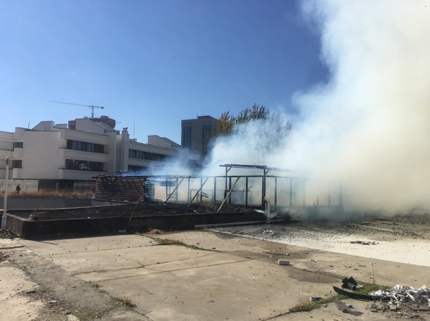 Si u dogj lokali i braktisur në qendër të Prishtinës?