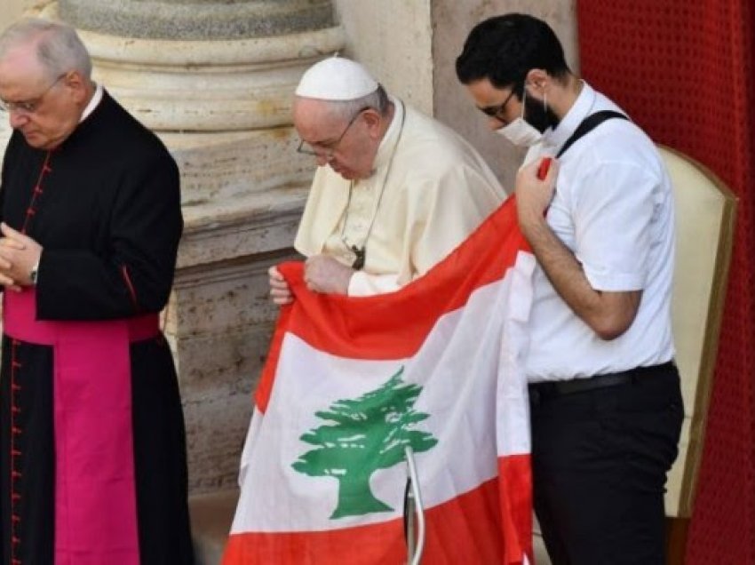 Papa Françesku planifikon të vizitojë Greqinë, Qipron dhe Hungarinë