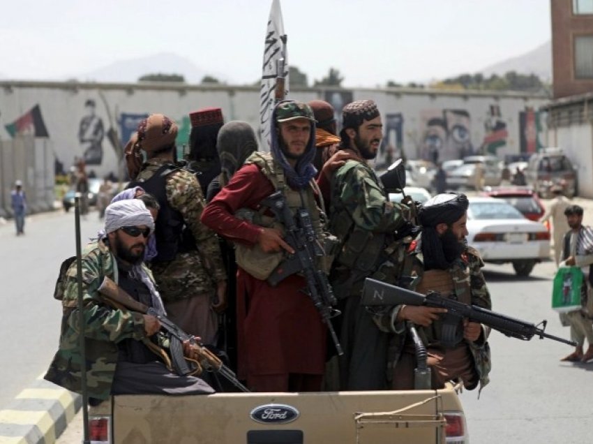 ‘Do të luftojmë deri në vdekje’/ Komandanti i forcave rezistente afgane: Kemi vrarë 190 talebanë në 24 orë