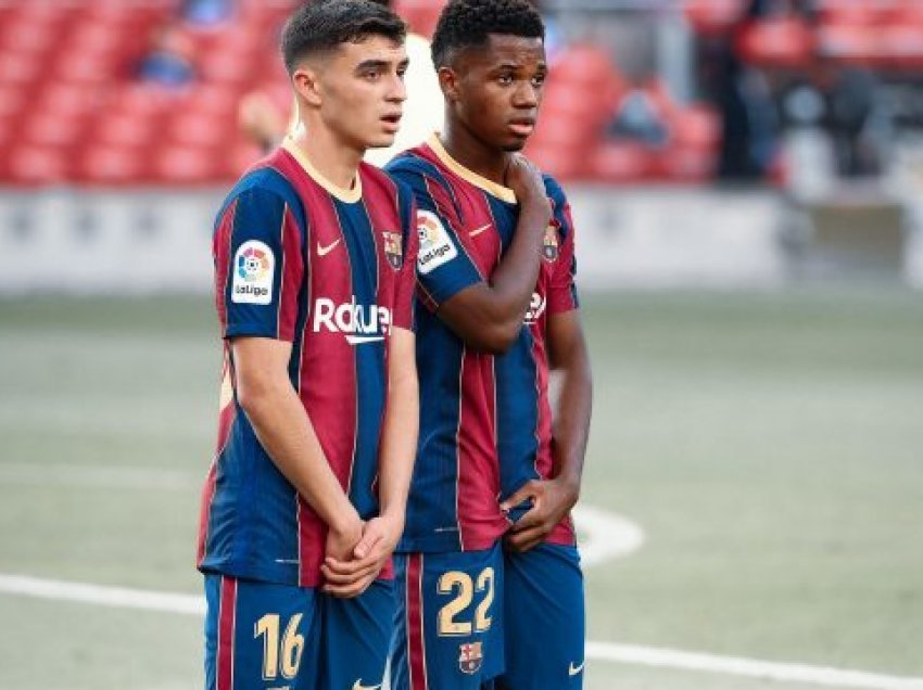 Barcelona dëshiron t’i “blindojë” tre lojtarë