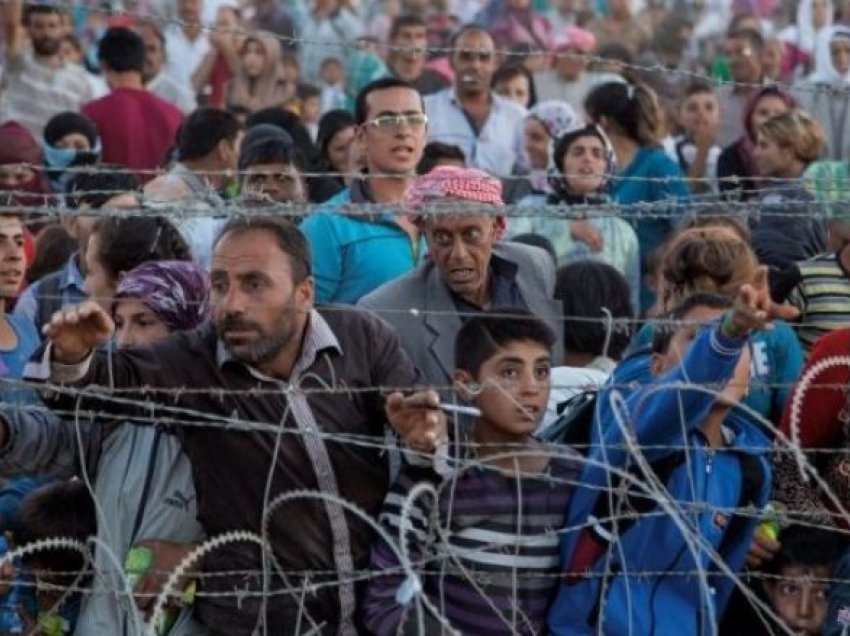 Pendarovski paralajmëron valë refugjatësh nga Afganistani
