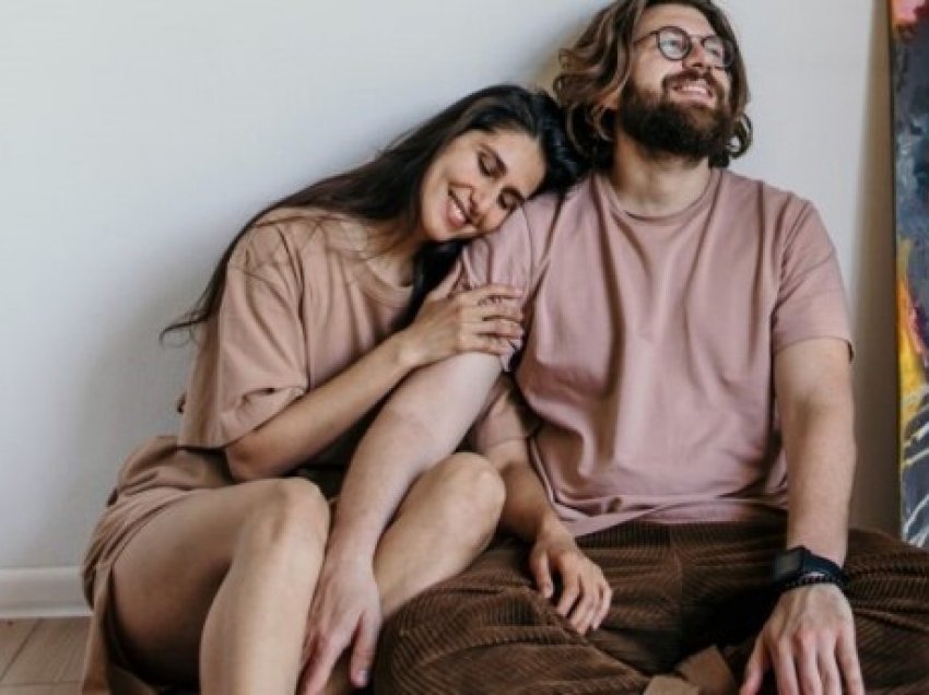 Shkencëtarët pohojnë: Çiftet në marrëdhënie të hapura janë më të lumtur!