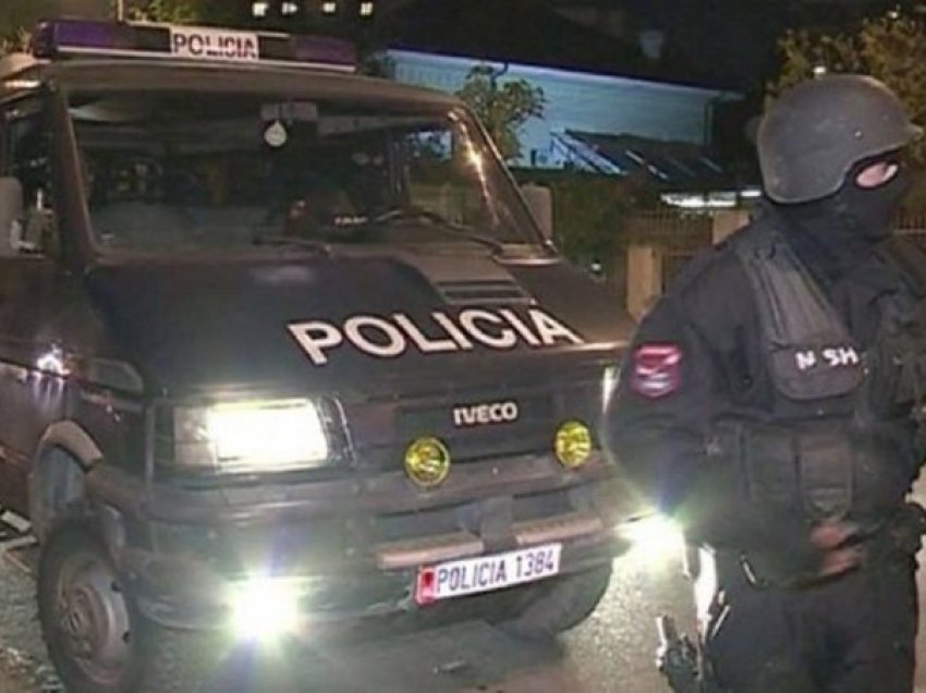Policia dhe FNSH me kontrolle për armë në Vlorë