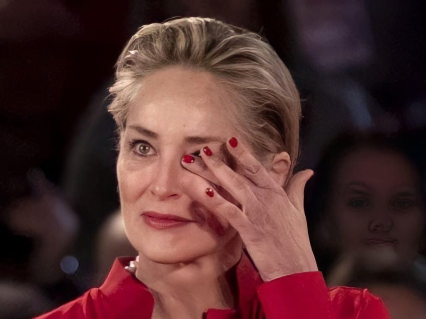 Sharon Stone rrëfehet pas humbjes së madhe